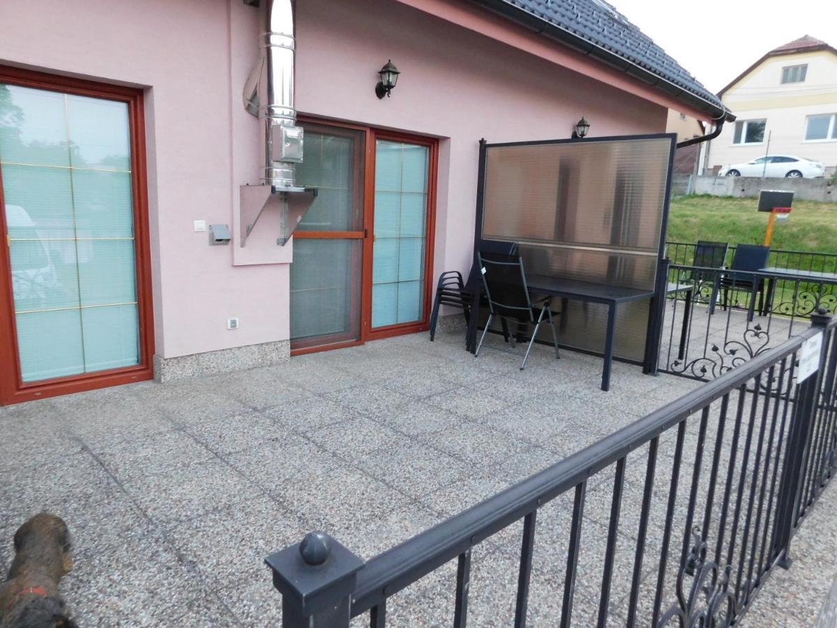 Apartmanovy Penzion Bojnice Luaran gambar