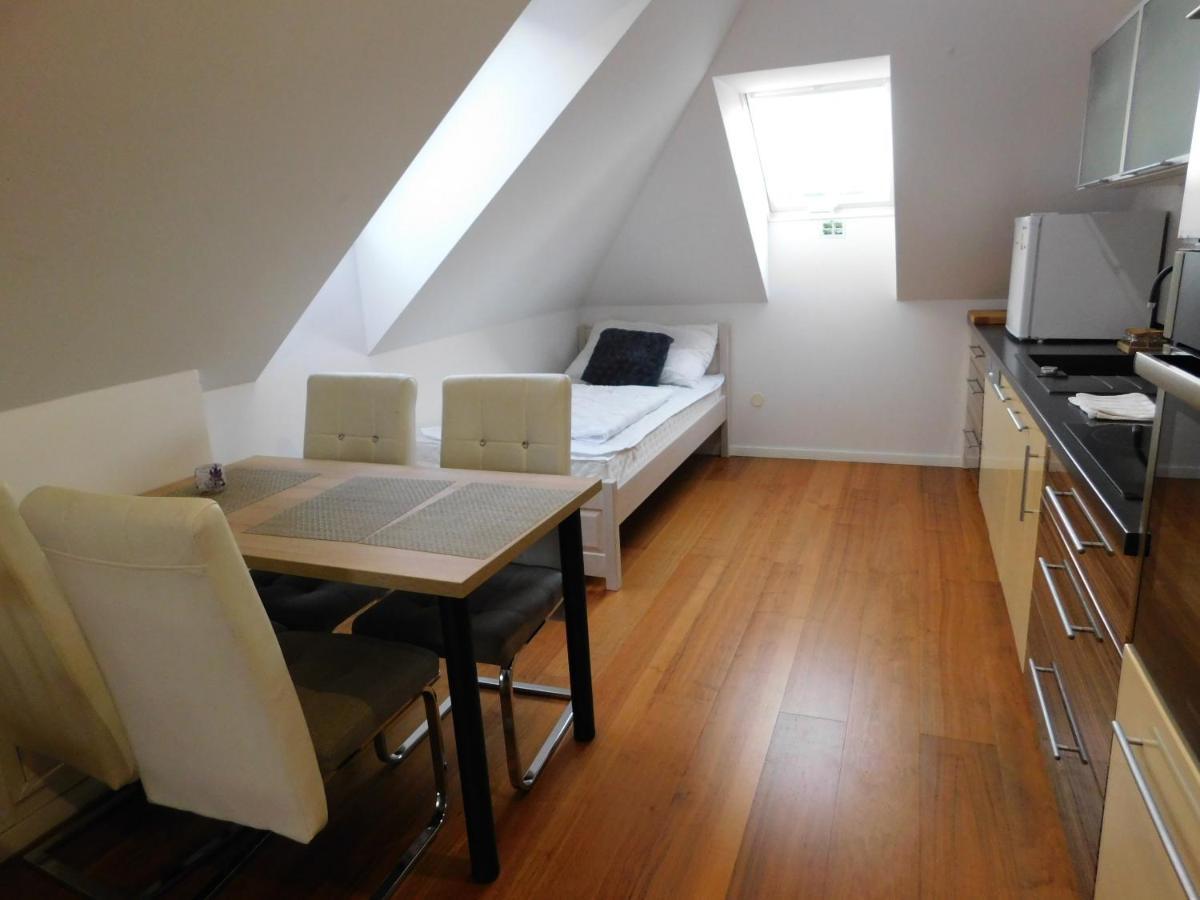 Apartmanovy Penzion Bojnice Luaran gambar